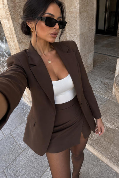 Conjunto Falda Pantalón, Body y Chaqueta