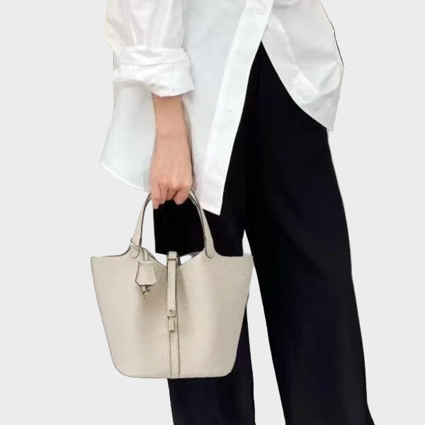 Catalina bolso de piel granulada con candado