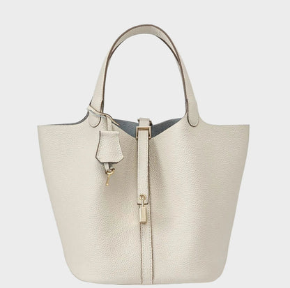 Catalina bolso con candado blanco roto