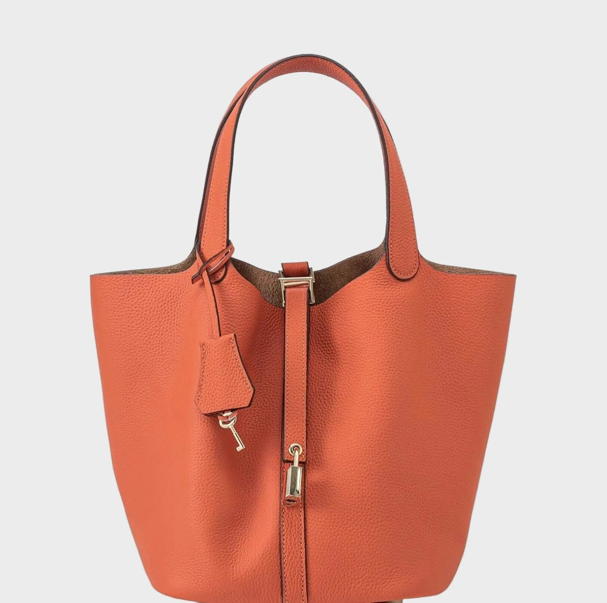Catalina bolso con candado naranja
