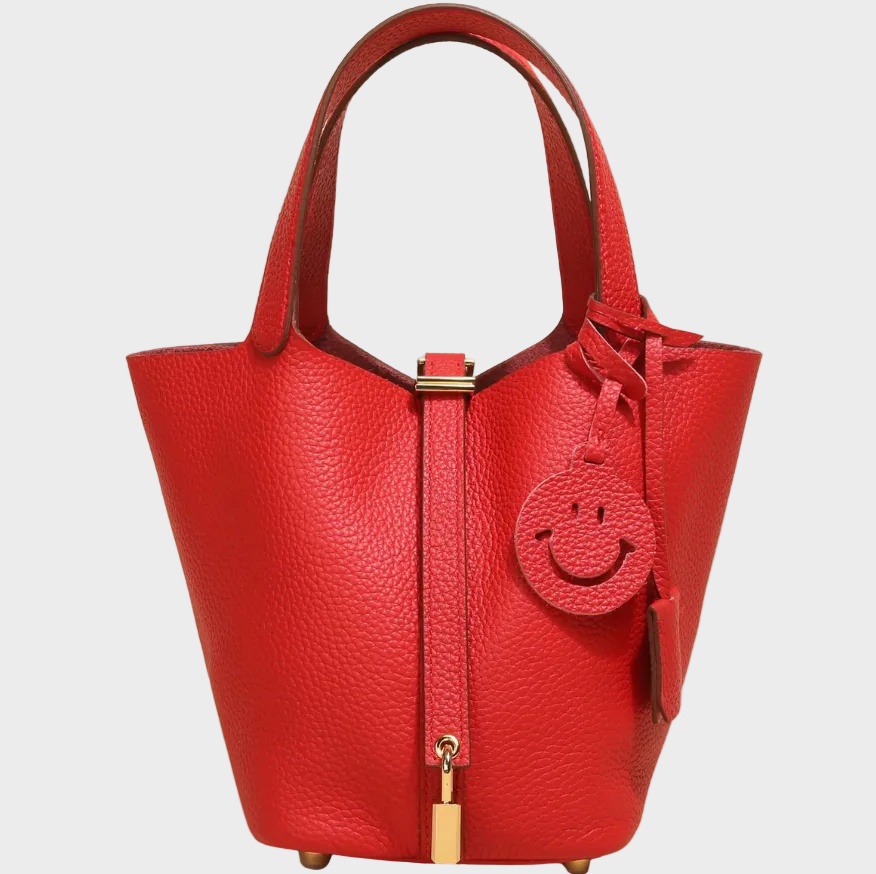 Catalina bolso con candado rojo