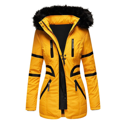 Celeste parka mostaza con capucha de pelo