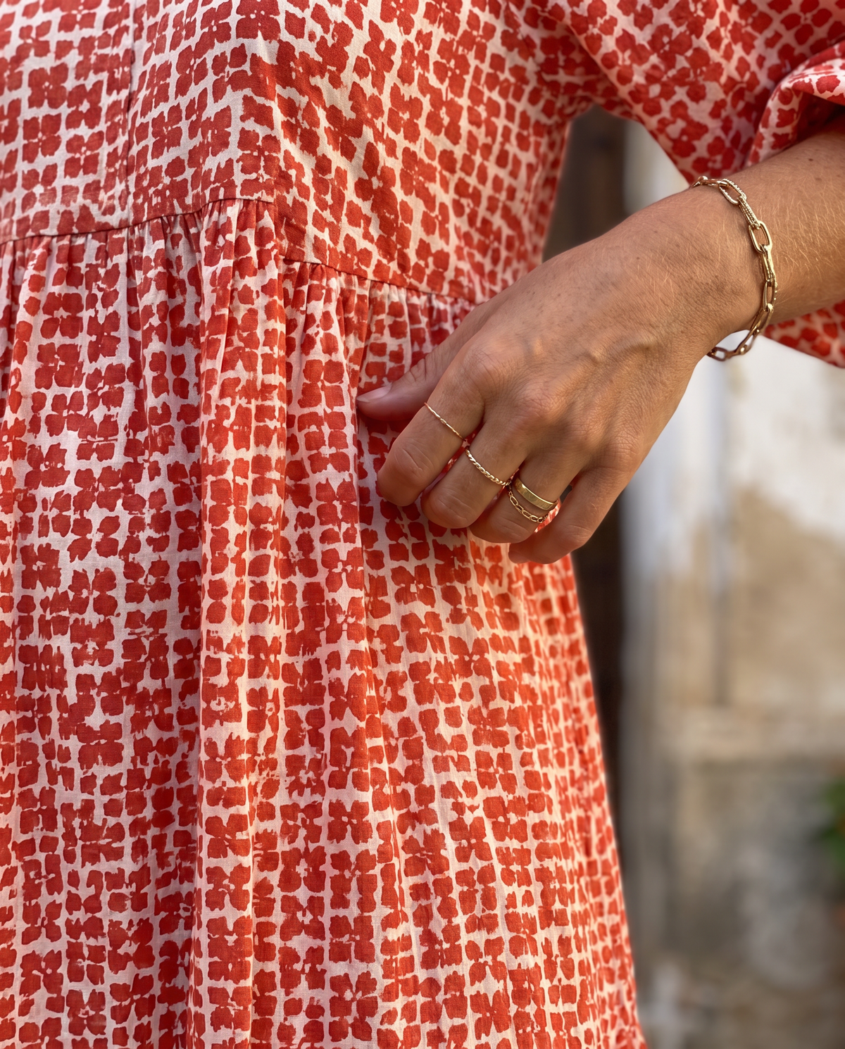 Vestido Isabella, detalle del estampado y el tejido