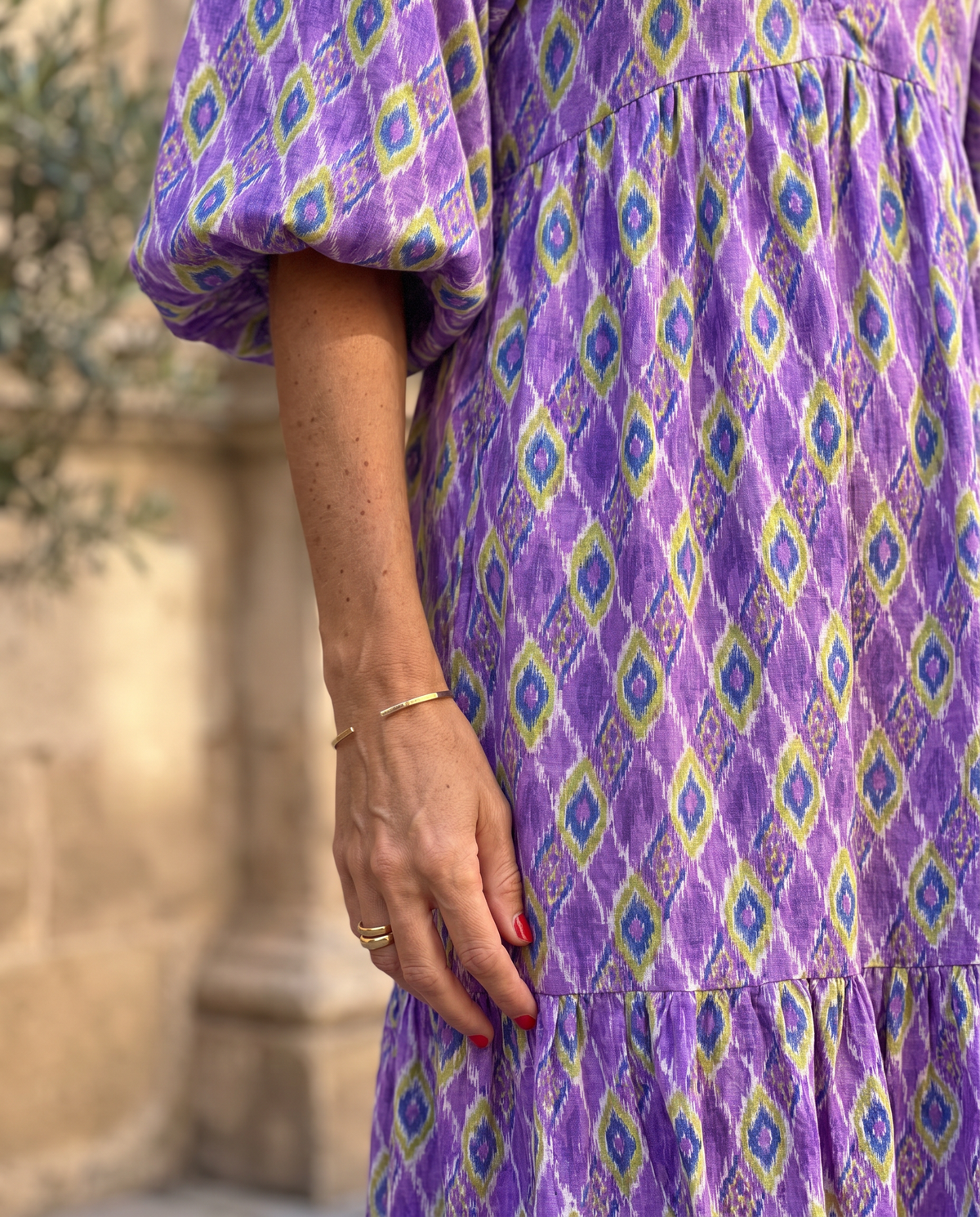 Vestido Isabella, detalle del estampado y el tejido