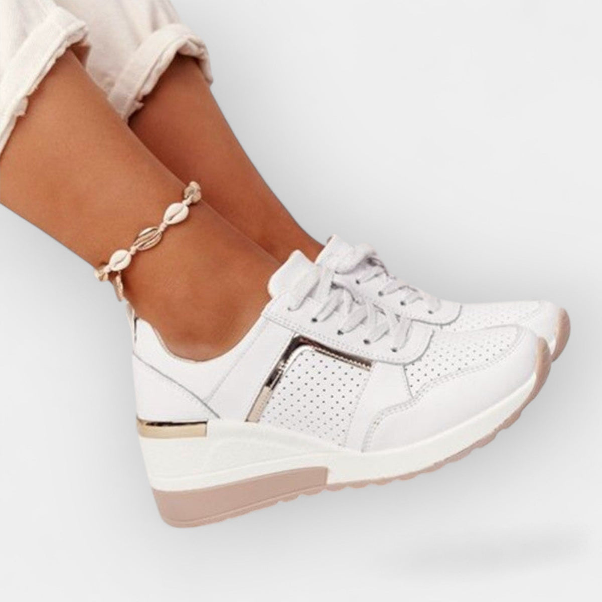 Marisa zapatillas de cuña blancas