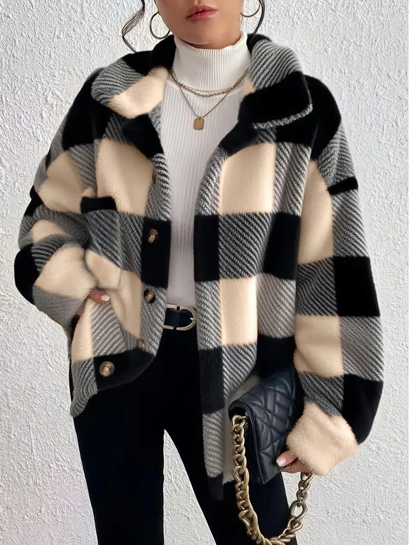Olivia chaqueta teddy de cuadros negro y crudo, vista frontal