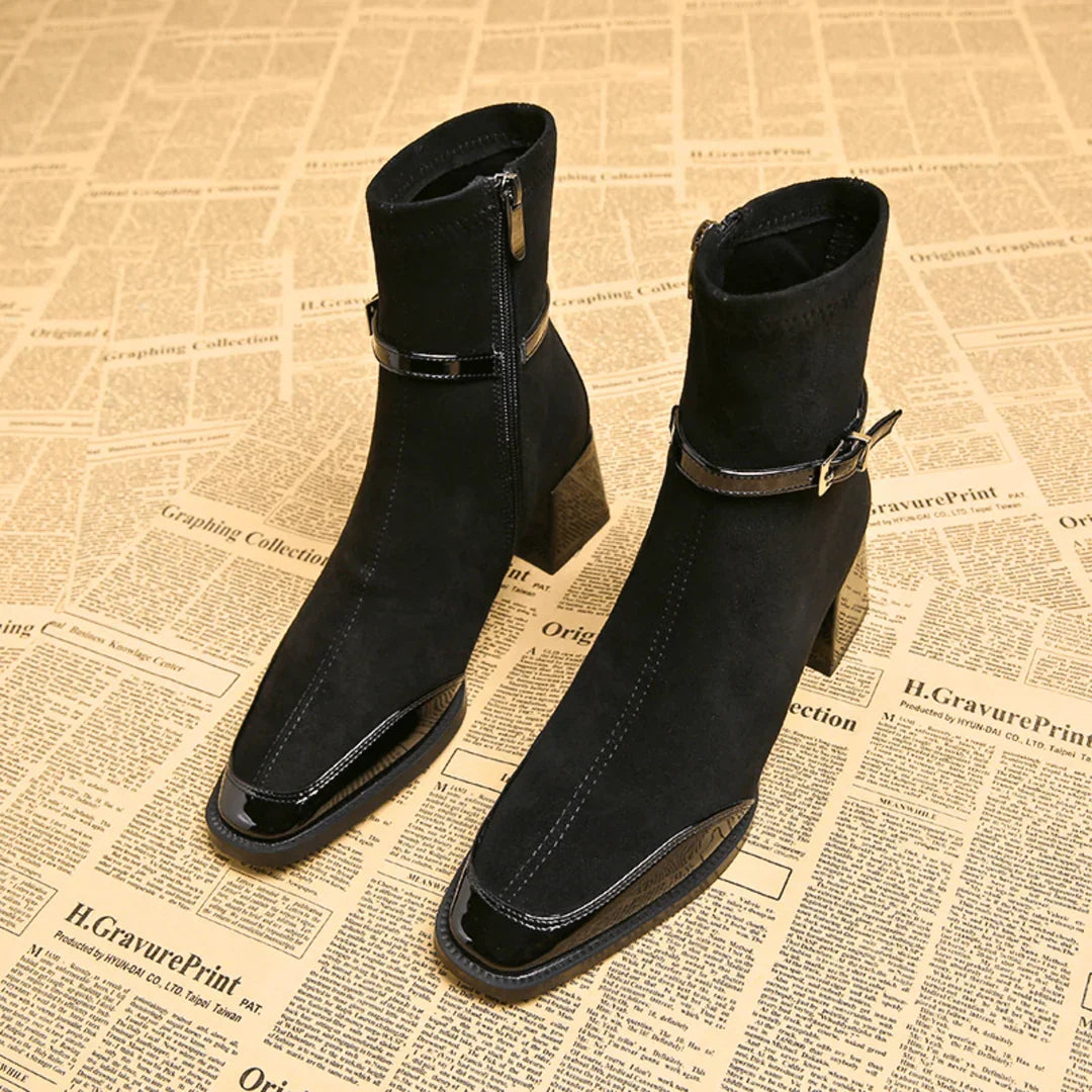 Avenor botines negro